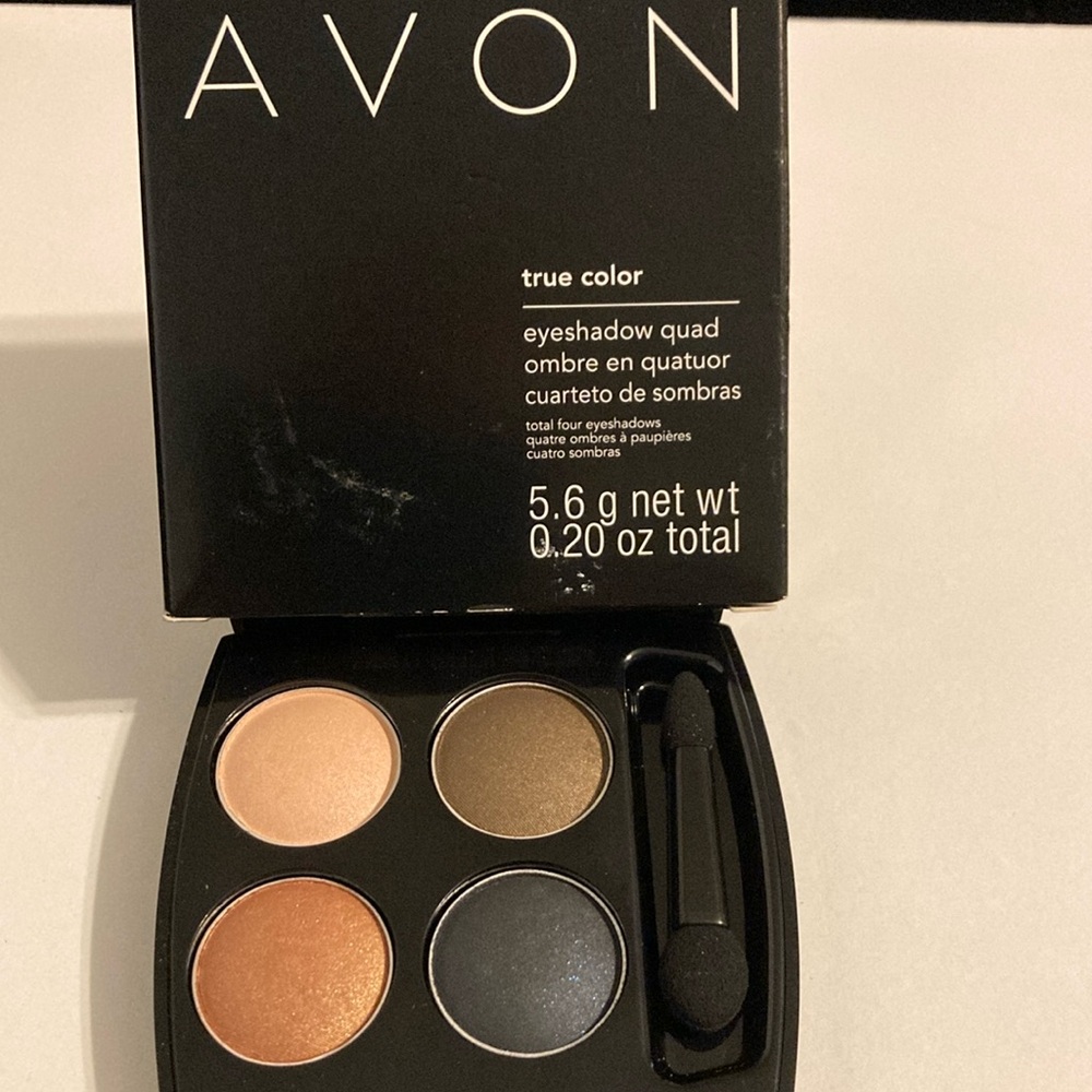 Avon Cream and Brown Eyeshadow Palette for Versatile Looks